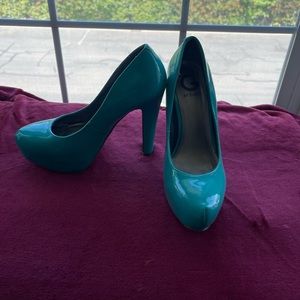 GBG turquoise heels